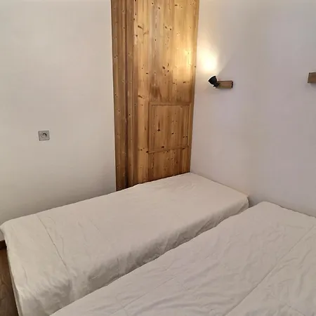 Confortable 2 Pieces, Skis Aux Pieds, 4 Pers. Proche Commerces - Fr-1-182a-40 *