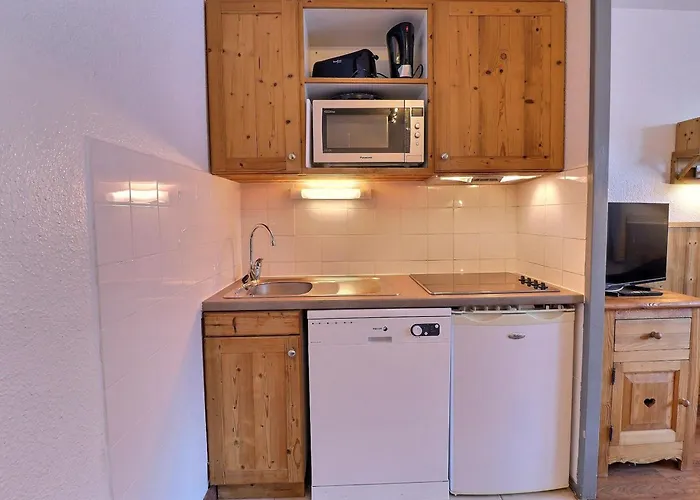 Confortable 2 Pieces, Skis Aux Pieds, 4 Pers. Proche Commerces - Fr-1-182a-40