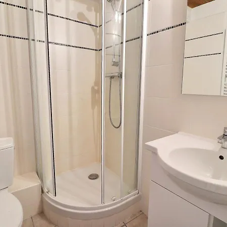 Lägenhet Confortable 2 Pieces, Skis Aux Pieds, 4 Pers. Proche Commerces - Fr-1-182a-40 Courchevel