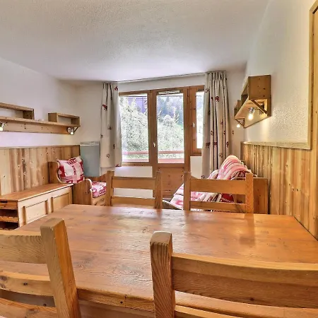 Confortable 2 Pieces, Skis Aux Pieds, 4 Pers. Proche Commerces - Fr-1-182a-40 * Courchevel